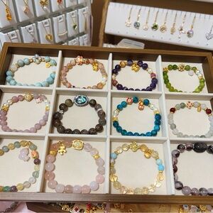 （01-29）Handmade bracelets for live show🖤